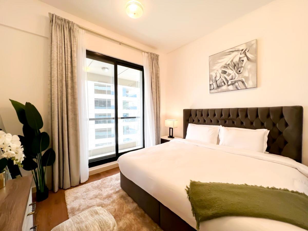Charming 1br With Stunning Sea&marina Views *