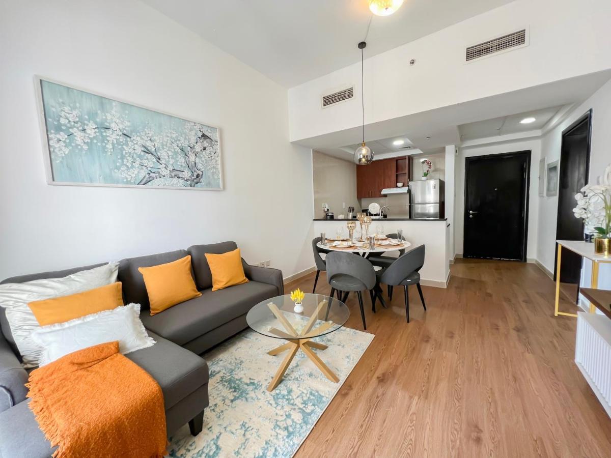 Charming 1br With Stunning Sea&marina Views Apartment Dubai